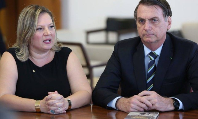A deputada Joice Hasselmann e o presidente Jair Bolsonaro: ex-aliados