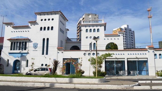 Sede do Cotinguiba, na Avenida Augusto Maynard (Foto: Thiago Barbosa/GLOBOESPORTE.COM)