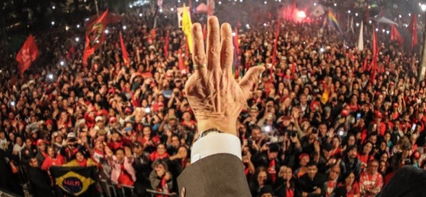 Curitiba - Brasil: O ex presidente Luiz Inácio Lula da Silva durante Ato jornada pela democracia em Curitiba  (Foto: Ricardo Stuckert/Fotos Públicas)