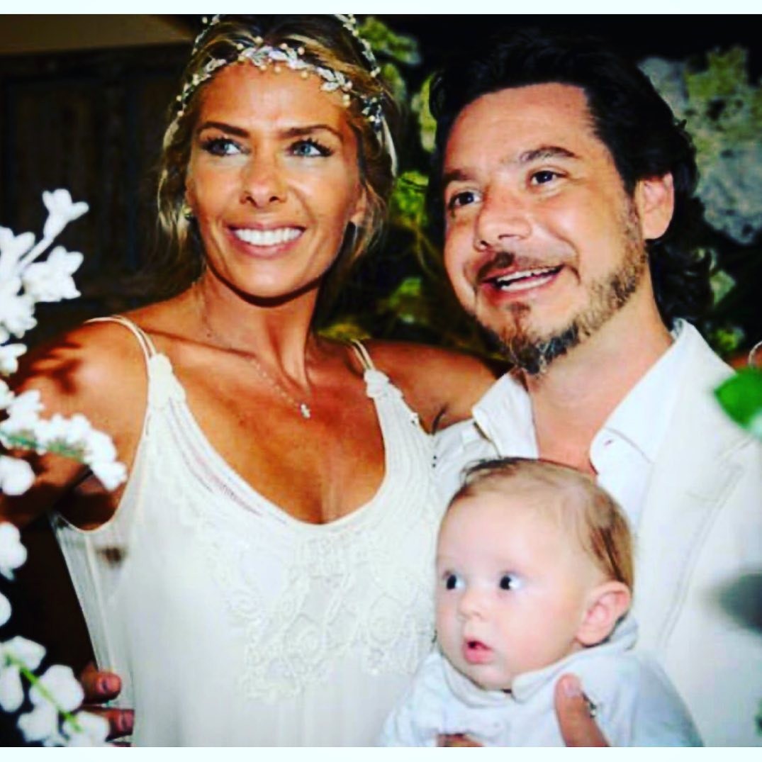 Adriane Galisteu com o marido e o filho (Foto: Instagram/ Reprodução)