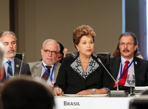 A presidente Dilma Rousseff discursa, em primeira sessão plenária da 22ª Cúpula Ibero-Americana (Foto: Roberto Stuckert Filho/Presidência)