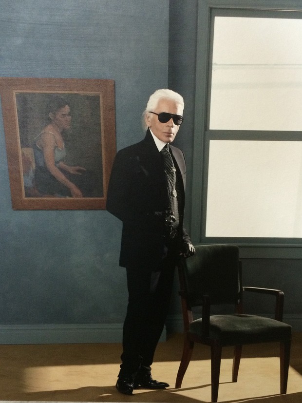 Karl Lagerfeld in one of only two images in the exhibition (Foto: Divulgação)