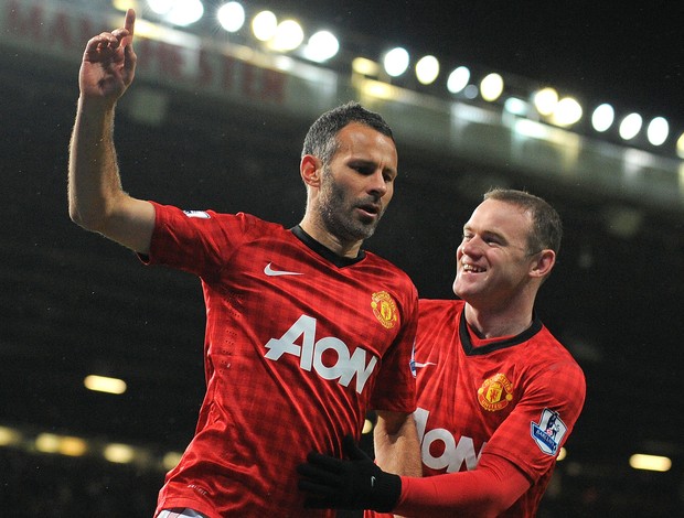 Giggs e Rooney gol Manchester United (Foto: AFP)