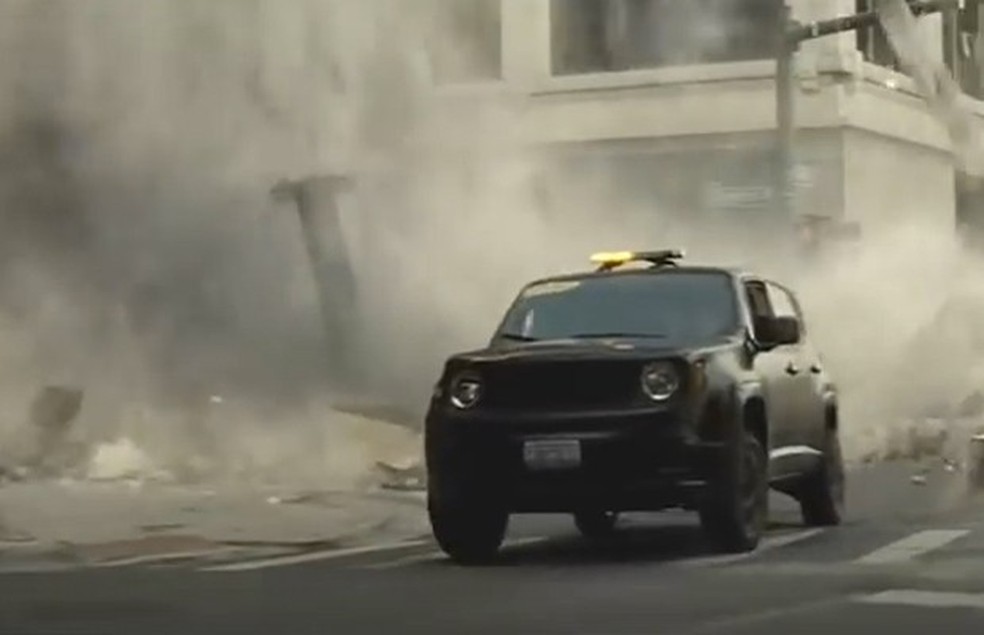 Jeep divulga comerciais do Renegade para Batman vs Superman | Carros |  autoesporte