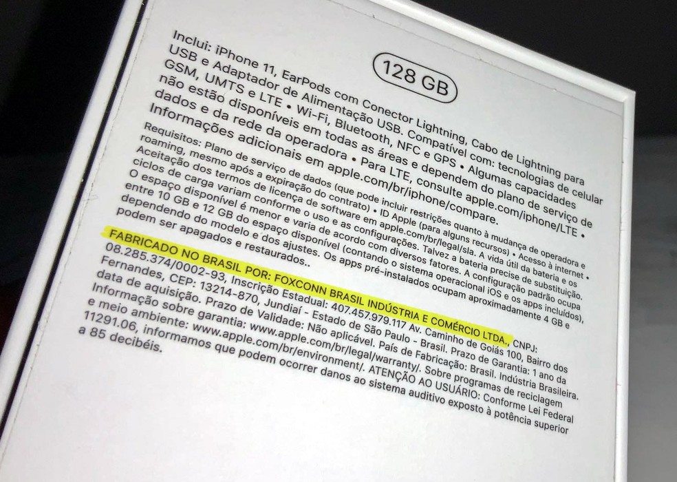 Caixa do iPhone 11 identifica o telefone como produzido no Brasil — Foto: Reprodução/MacMagazine