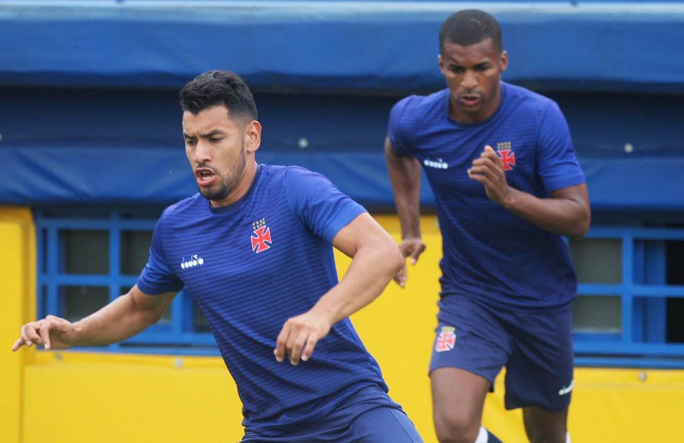AndrÃ©s RÃ­os tambÃ©m deve ser titular do Vasco (Foto: Carlos GregÃ³rio Jr./Vasco)