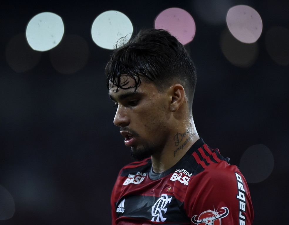 Flamengo acertou a venda de PaquetÃ¡ para o Milan â€” Foto: AndrÃ© DurÃ£o