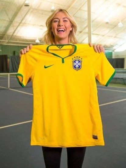 Sharapova camisa do Brasil (Foto: Facebook)