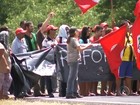 Integrantes do MST interditam rodovia Marechal Rondon em Pirajuí