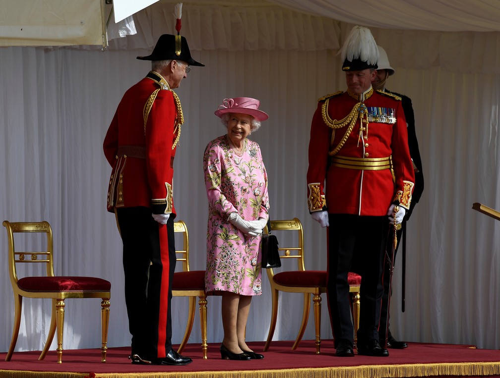 Rainha Elizabeth II em evento no dia 13 de junho de 2021 — Foto: Alberto Pezzali/Reuters