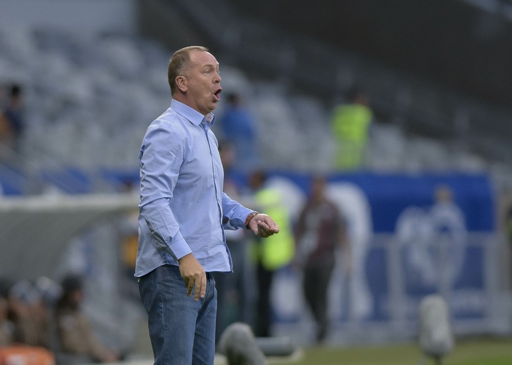 Não poderia passar mais um jogo daquele e não falar nada, diz Mano sobre promessa de não levar três gols contra o Palmeiras