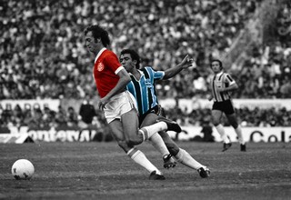 Penta após 42 anos ou reconquista? Gre-Nal 406 valerá marca na história