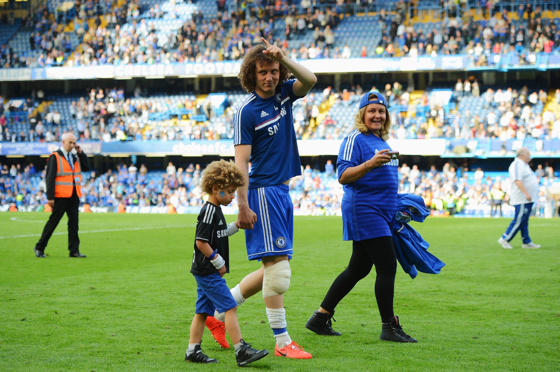 David Luiz perdeu espaço no Chelsea durante a temporada (Foto: Getty Images)