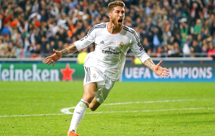 Sergio Ramos comemroa gol do Real Madrid contra o Atlético de Madrid (Foto: Agência Reuters)