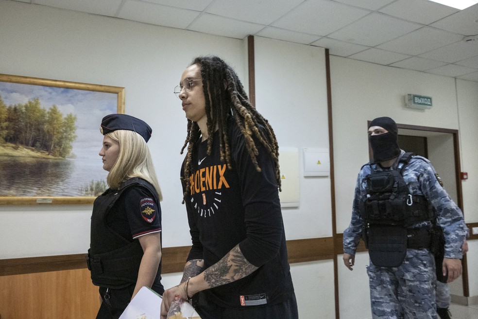 Brittney Griner durante o seu julgamento em Moscou — Foto: The Washington Post via Getty Images