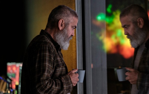 O ator George Clooney em cena da ficção científica pós-apocalíptica O Céu da Meia-Noite (Foto: Reprodução)