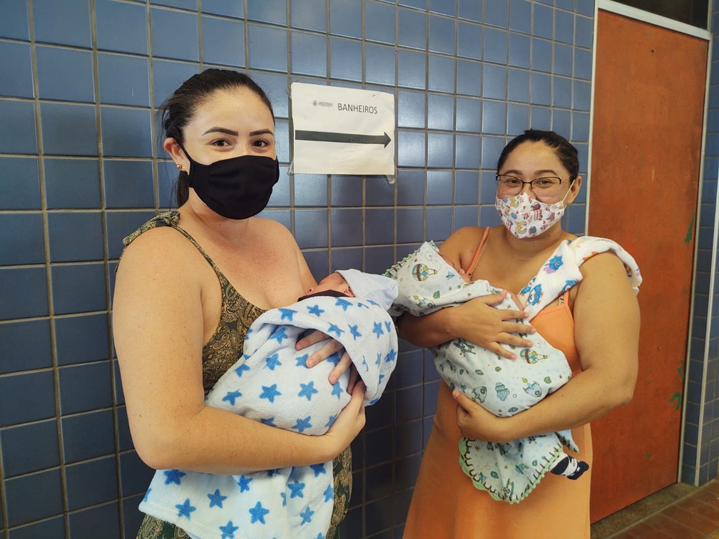 Puérperas são vacinadas em Manaus — Foto: Eliana Nascimento/G1