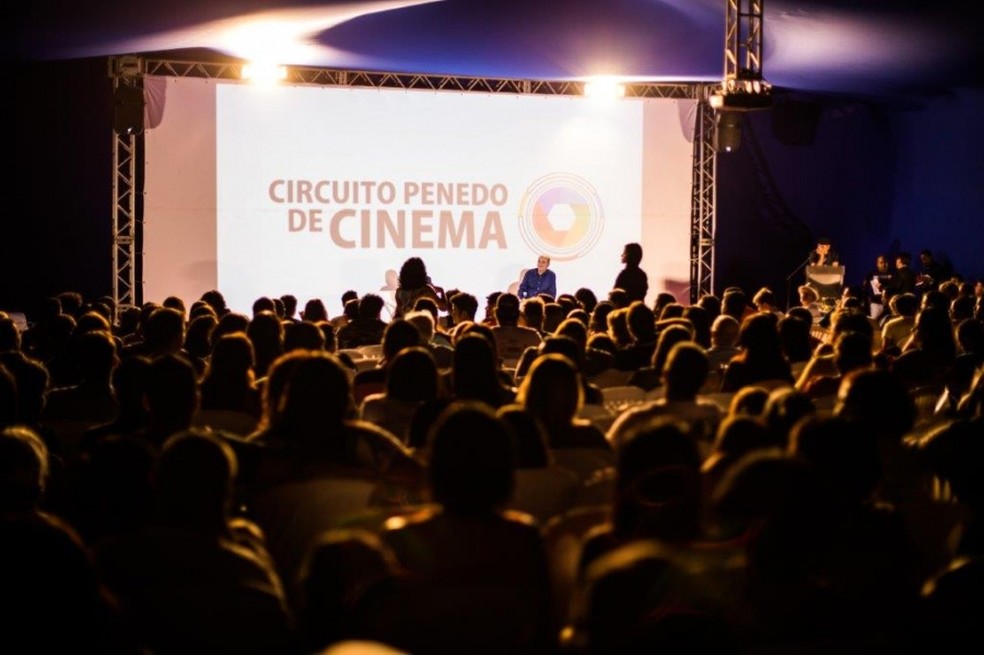 Circuito Penedo de Cinema debate a sétima arte na histórica Penedo — Foto: Jonathan Lins