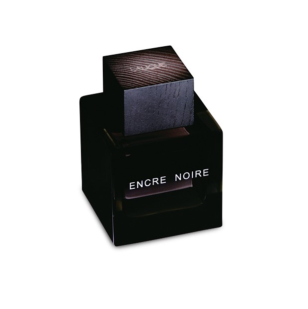 Lalique Encre Noire (50 ml) R$ 263,90 É um amadeirado com notas nobres de uísque de malte, vetiver, madeira de cashmire, almíscar e cipreste (Foto: Divulgação)