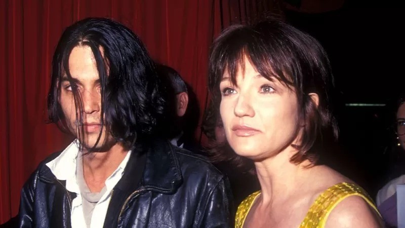 Ellen Barkin estrela um filme com Depp e acredita-se que eles se relacionaram (Foto: Getty Images via BBC News)