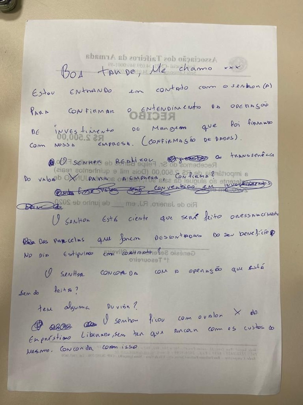 O grupo também possuía um roteiro próprio, usado para orientar os falsos operadores de segurança — Foto: Divulgação/Polícia Civil