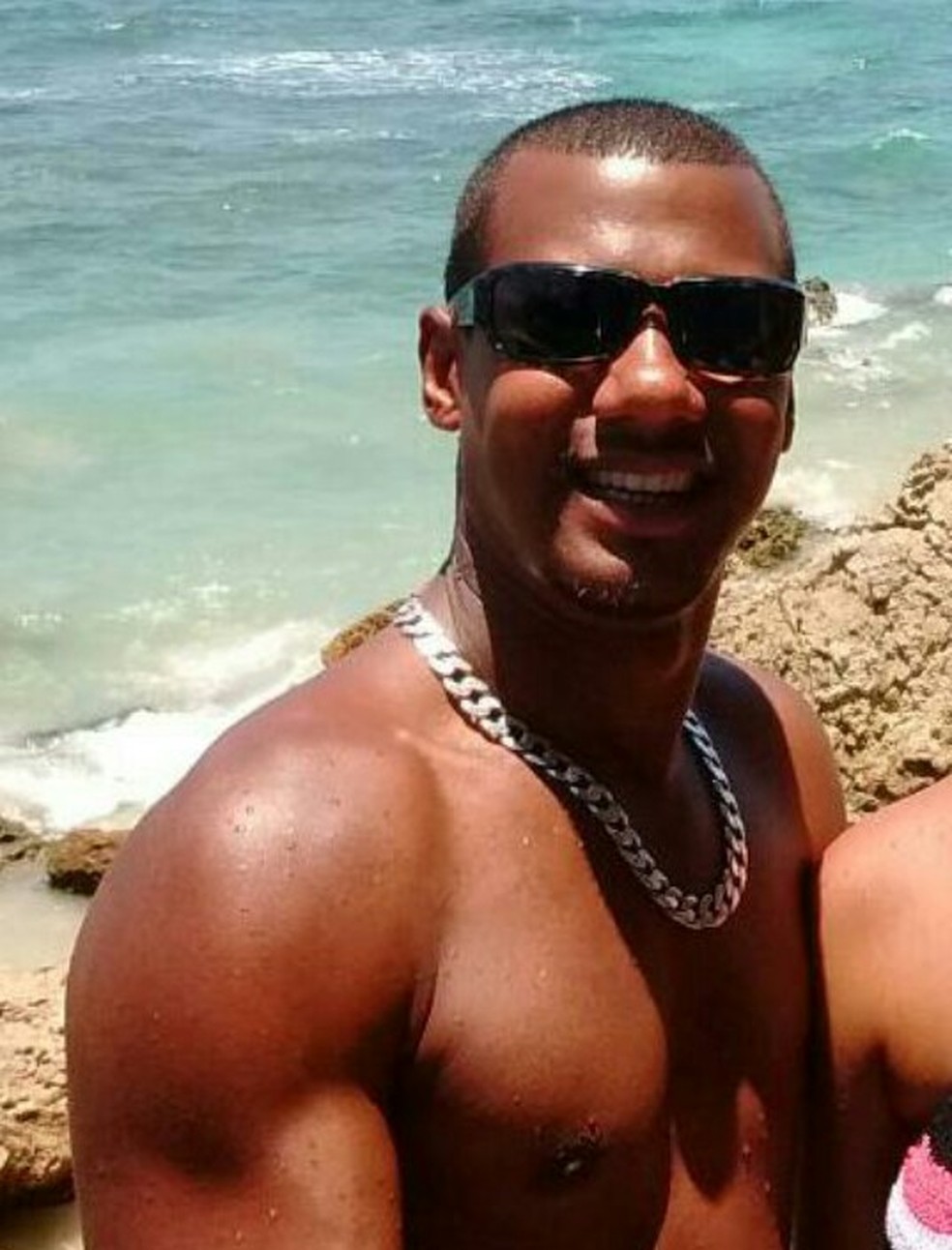 Marcos chegou a ser socorrido, mas não resistiu aos ferimentos (Foto: Reprodução/ Redes sociais)