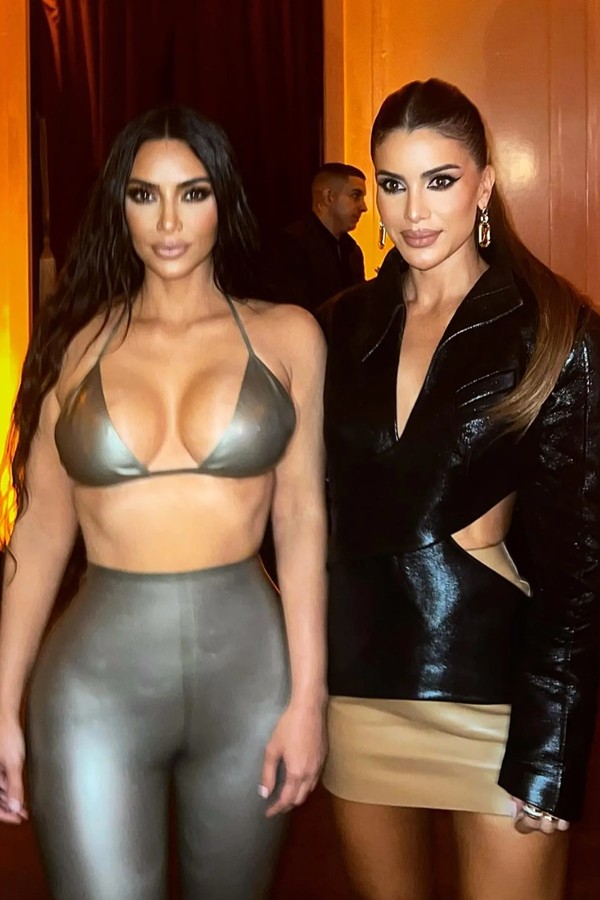 Kim Kardashian com Camila Coelho  (Foto: Reprodução/ Instagram)