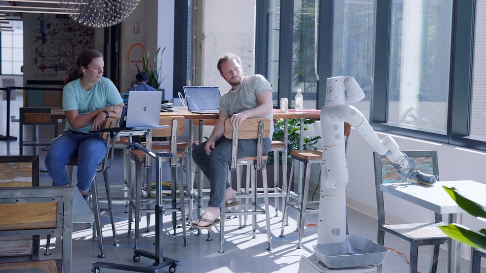 Empresa da Alphabet, a X diz operar mais de 100 robôs em seus escritórios próprios — Foto: Divulgação/X