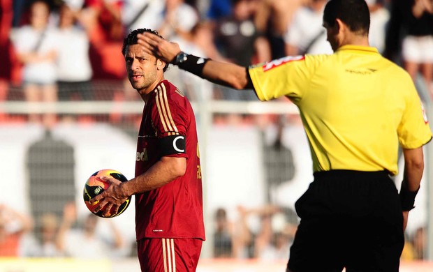 fred fluminense perde pênalti ponte preta série A (Foto: Marcos Ribolli / Globoesporte.com)
