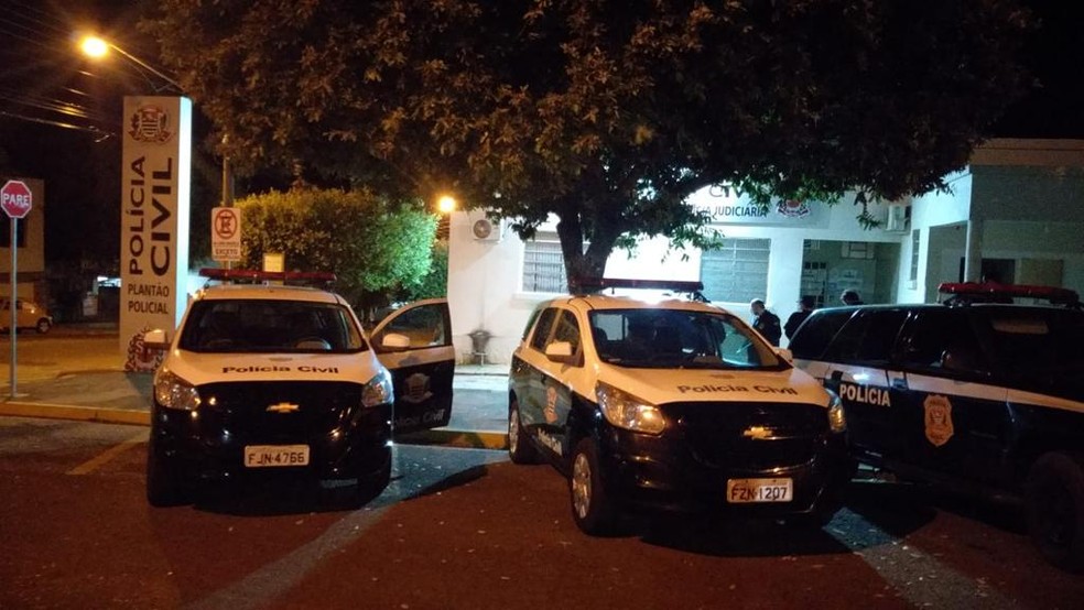 Três homens são presos em flagrante por tráfico de drogas  — Foto: Polícia Civil 