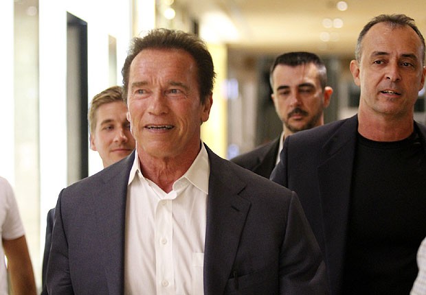 Arnold Schwarzenegger no shopping Village Mall, no Rio (Foto: Johnson Parraguez/Photorionews)
