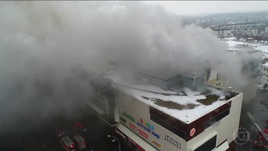 Mortos em incêndio em shopping na Sibéria chegam a 64