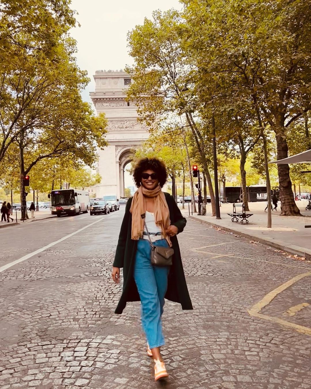 Sheron Menezzes em Paris (Foto: Reprodução Instagram)