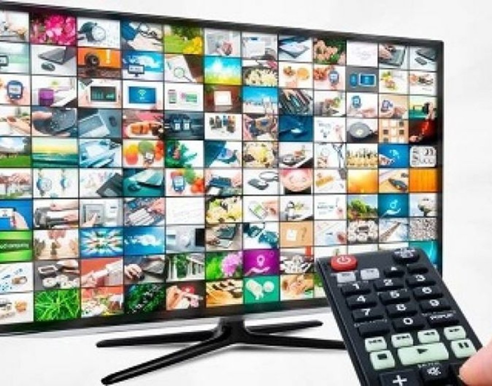 'Caixinhas de TV' clandestinas oferecem sinal ilegal das operadoras de TV paga por meio de aplicativos que imitam os serviços da TV por assinatura e streaming — Foto: Reprodução