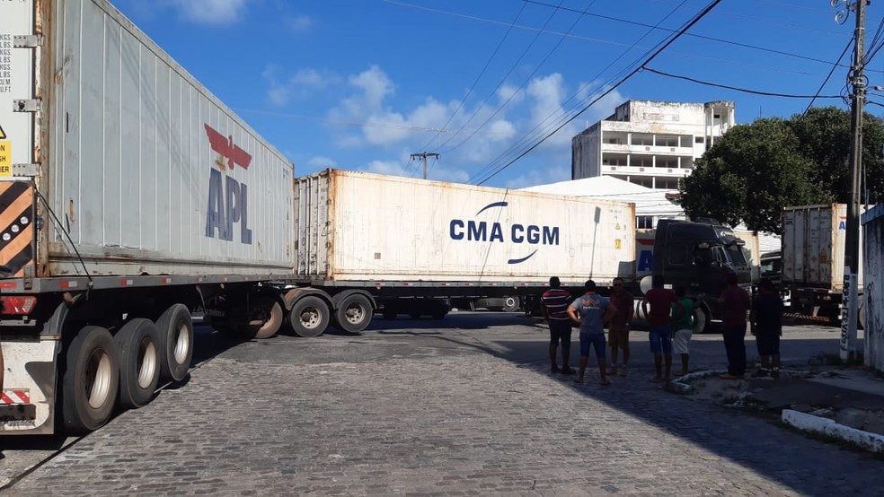 Engarrafamento de caminhões é registrado na entrada do Porto de Natal | Rio  Grande do Norte | G1