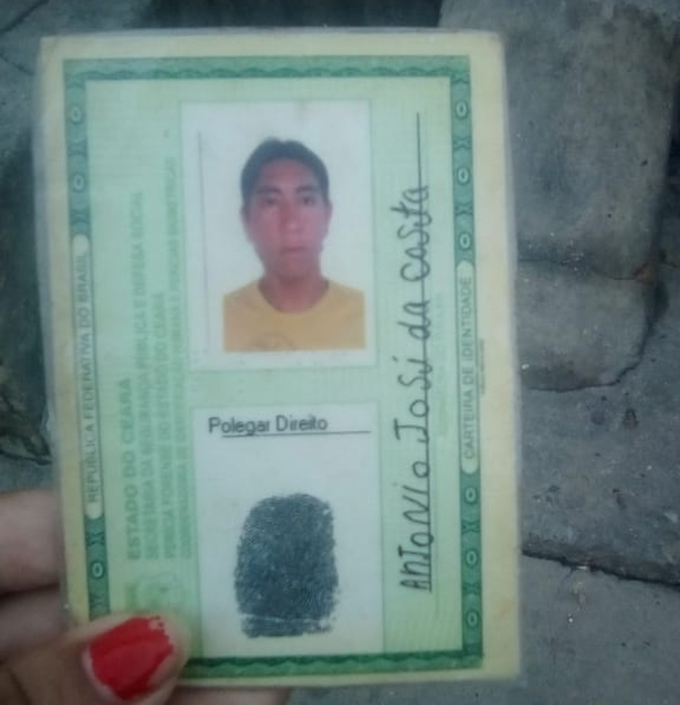 Antônio tinha 23 anos. Morte foi na última quarta-feira (29) — Foto: Arquivo pessoal