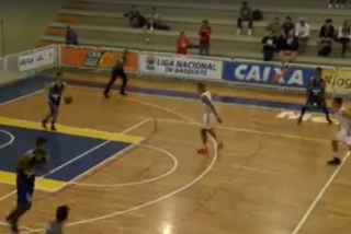 LDB: São José vence Flamengo e iguala Franca no topo da Série Ouro