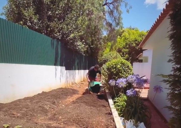 Pedro Scooby e Cintia Dicker mostram horta em Portugal (Foto: Reprodução/Instagram)
