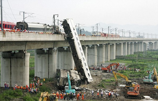 China relança o trem bala mais rápido do mundo, que chega a 400 km/h (Foto: © Kyodo News via Getty Images)