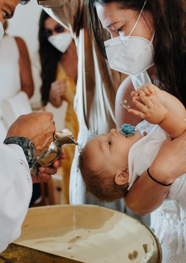 Jayme Matarazzo batiza o filho aos pés do Cristo Redentor (Foto: Reprodução/ Instagram @babuskafotografia )