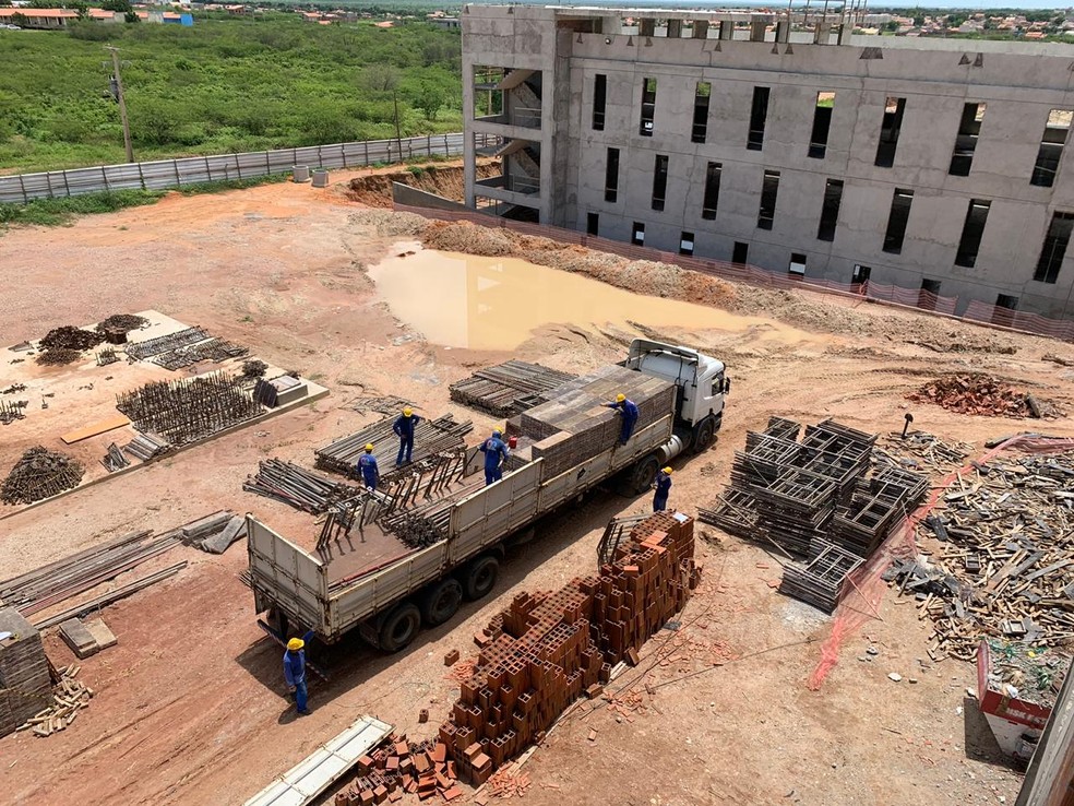 Obras do Hospital da Mulher, em Mossoró, serão reiniciadas a partir de novo investimento — Foto: João Vital