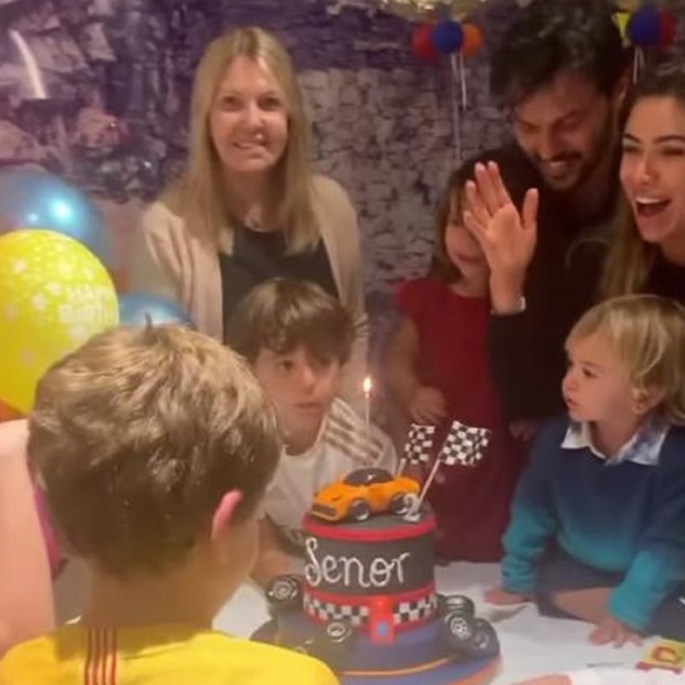 Patricia Abravanel e Fábio Faria comemoram aniversário do filho caçula, Senor (Foto: Reprodução/Instagram)