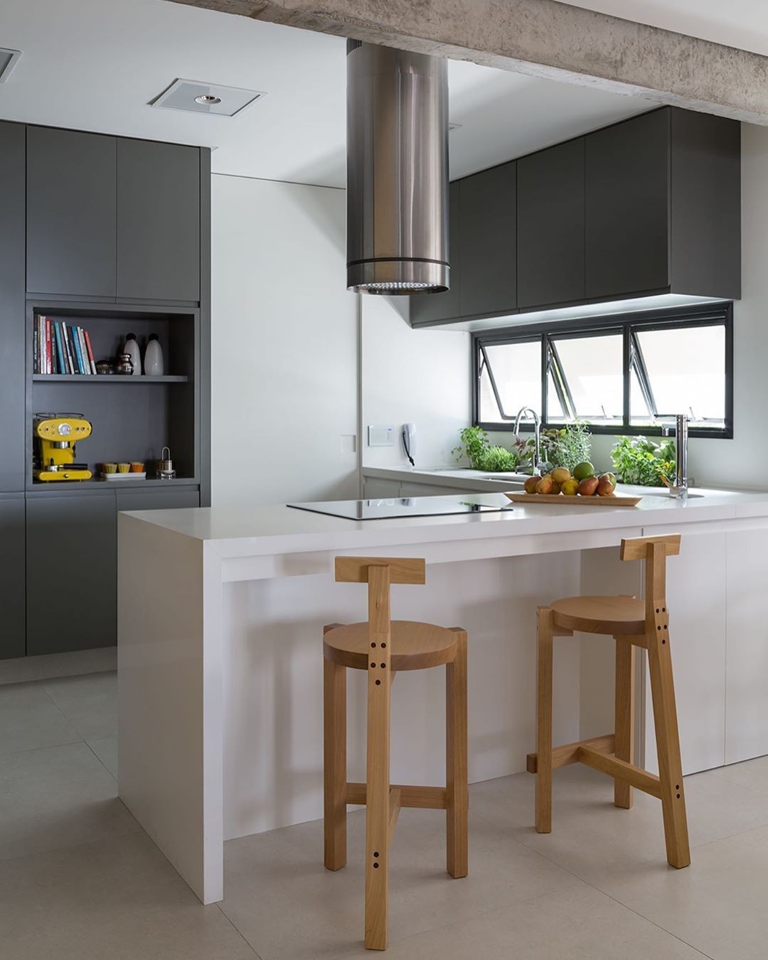 Cozinha compacta: ideias de decoração para espaços pequenos (Foto: Evelyn Müller)