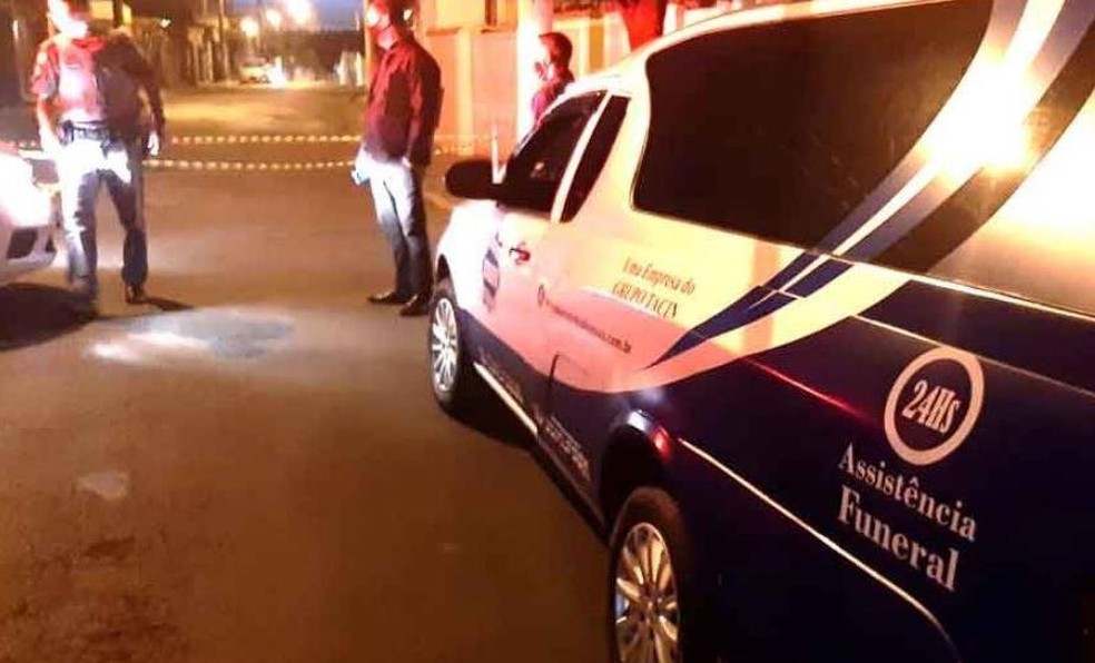 Homem &eacute; assassinado em Ibat&eacute; &mdash; Foto: Redes sociais