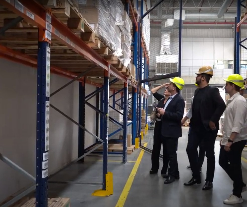 Veja imagens de rem&eacute;dios, vacinas e testes de Covid vencidos em estoque do  Minist&eacute;rio da Sa&uacute;de em Guarulhos | S&atilde;o Paulo | G1