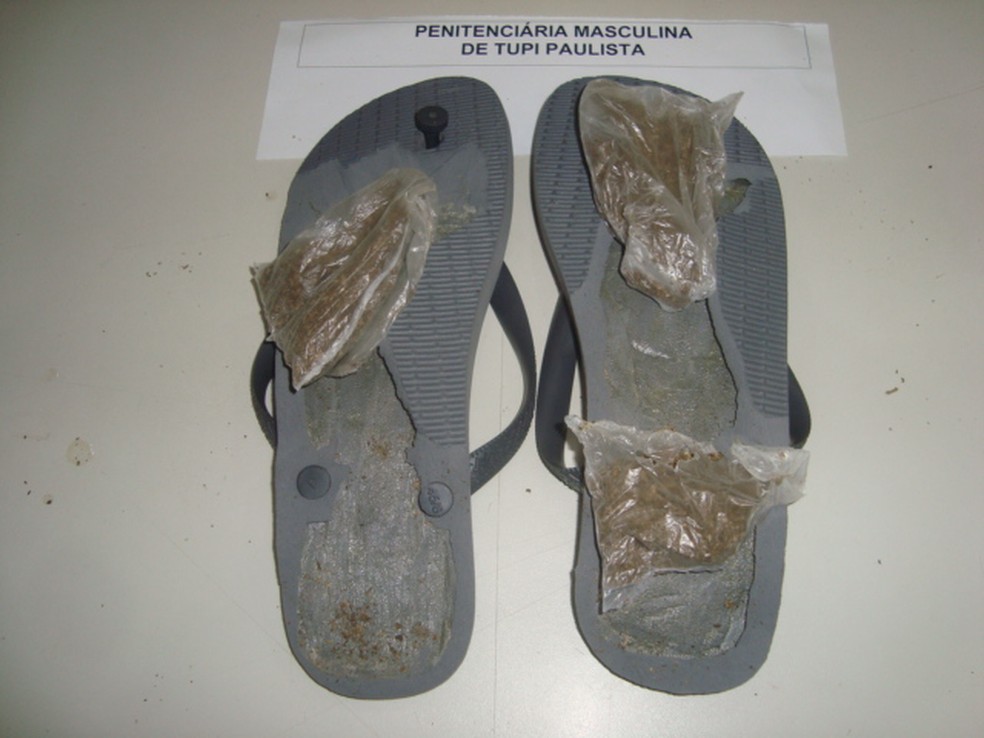 Chinelos foram interceptados nesta sexta-feira (20), em Tupi Paulista (Foto: SAP/Cedida)
