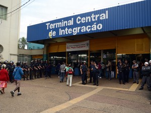 Pula Catraca realizou novo protesto contra o reajuste da tarifa de ônibus em Piracicaba nesta quinta-feira (27) (Foto: Mauricio Gil/colaboração para o G1)