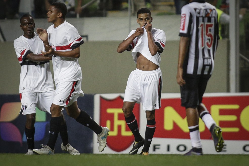 Brenner está com a equipe sub-17 do São Paulo na disputa da Taça BH (Foto: Thomas Santos/saopaulofc.net)