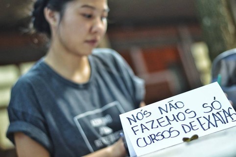 Fotos do trabalho "Estigma e preconceito anti-amarelo no Brasil"