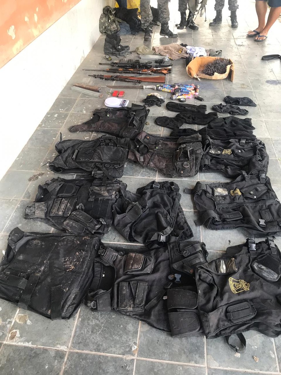 Material apreendido durante operação policial — Foto: Polícia Militar/Divulgação